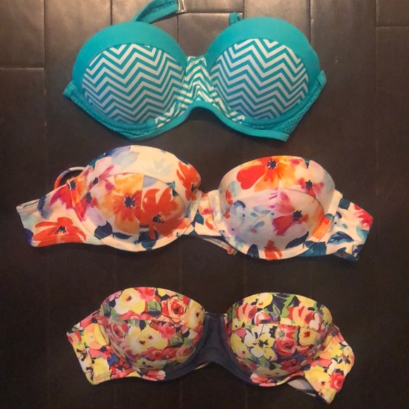 3 Bikini tops - Forever 21 size small - Picture 1 of 1